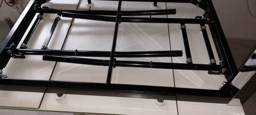 Стол кухонный стеклянный Польша