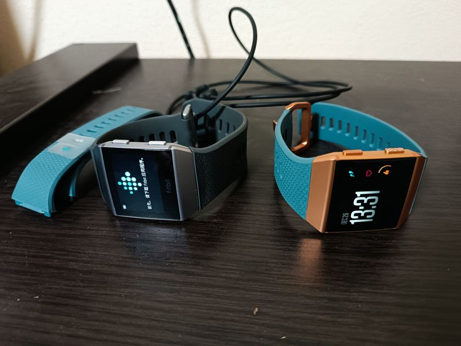 2 bucăți Smartwatch fitbit ionic