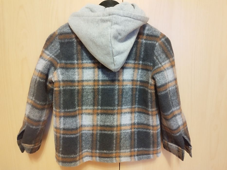 Палтенце с трикотажна качулка за момче / момиче за 8 години