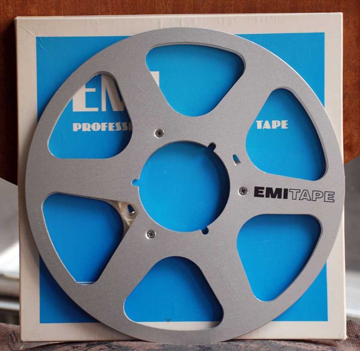 Магнетофонни ролки 26,5 см Maxell  и др.