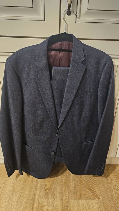 Costum Pierre Cardin marime 52