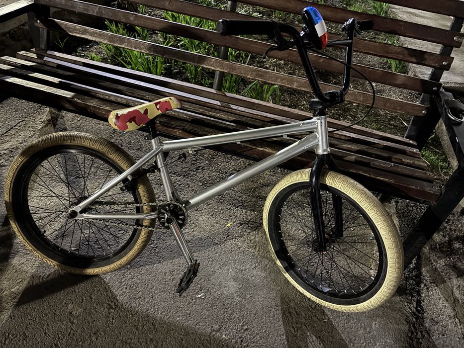 Продам велосипед трюковой