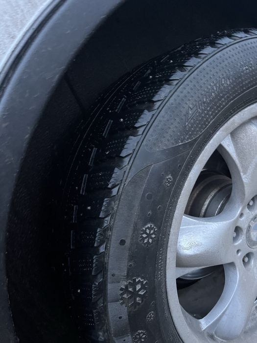 Зимняя резина 255/55 R18