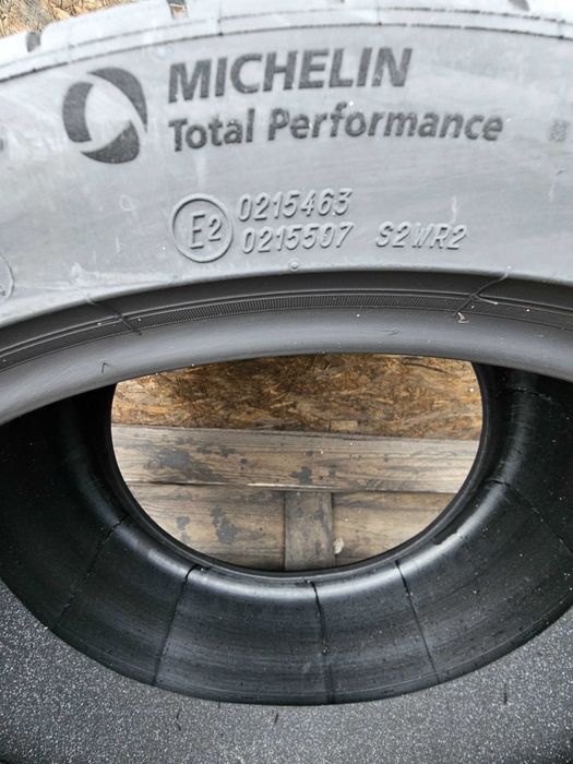 Anvelope 315 30 ZR 21