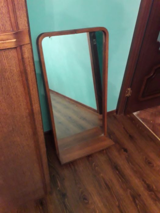 Срочно продам спальный гарнитур