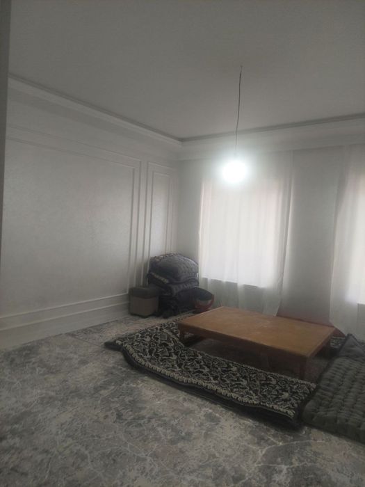 Hovli sotiladi 4-sotu 5-hona + podval 5- hona eyvro remont