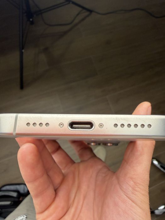 Iphone 16 pro max 512 gb 94% baterie, fara defecte
