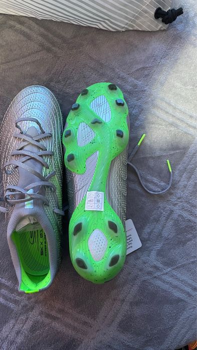 Ghete de fotbal originale skx_01 hyper burst pro