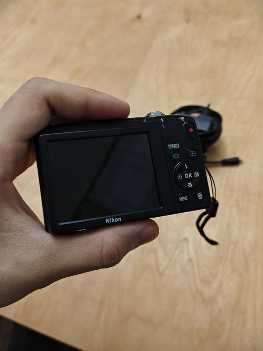 Nikon Coolpix S2800 мыльница