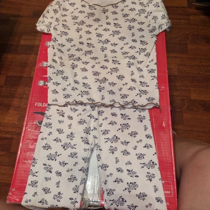 Продам детские вещи