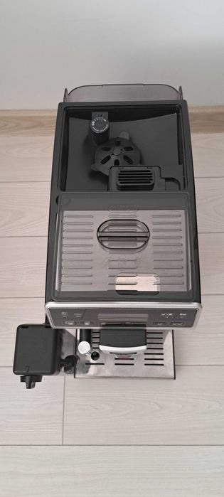 Кафеавтомат Делонги Аутентика / Delonghi Autentica