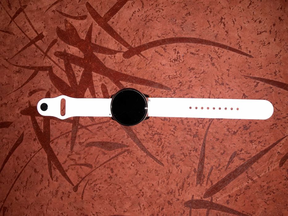 Продавам НОВИ ДАМСКИ ЧАСОВНИЦИ, 2 броя с ГОЛЯМА отстъпка