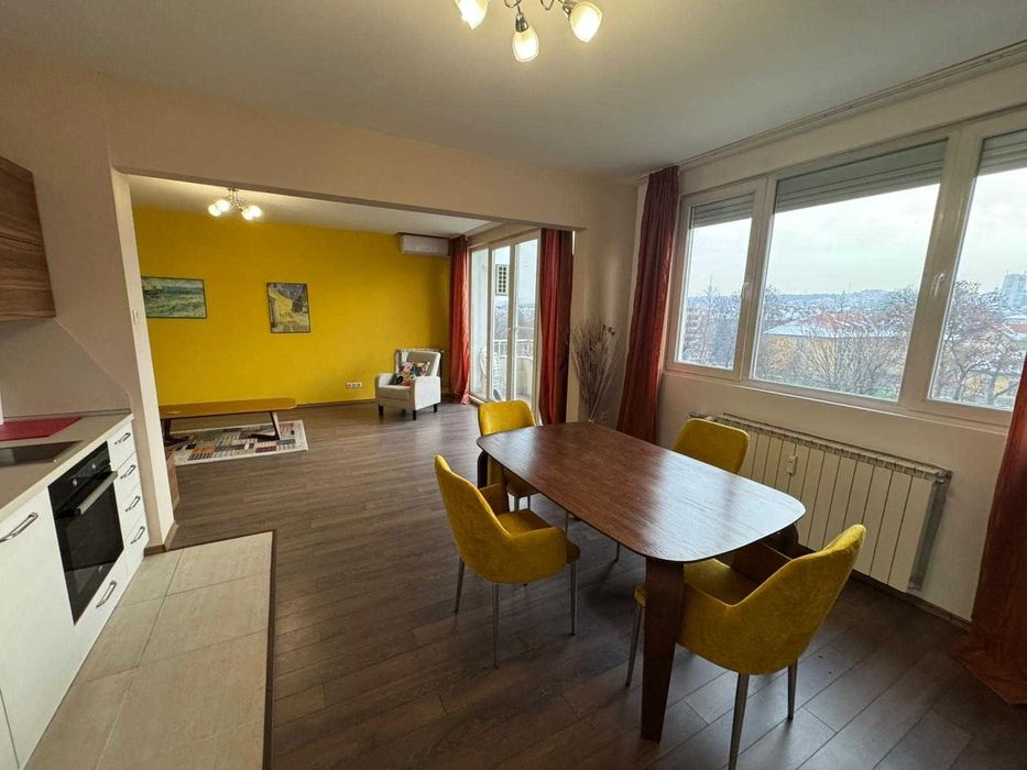 Дава се под наем Тристаен апартамент в София, Център - 110 кв.м за 990 € - Снимка #3