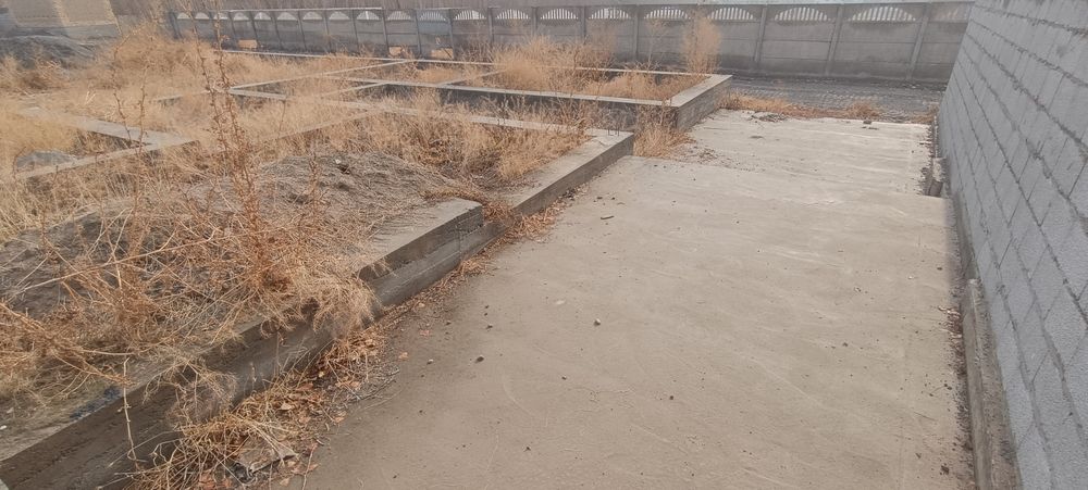 Участка сотилади