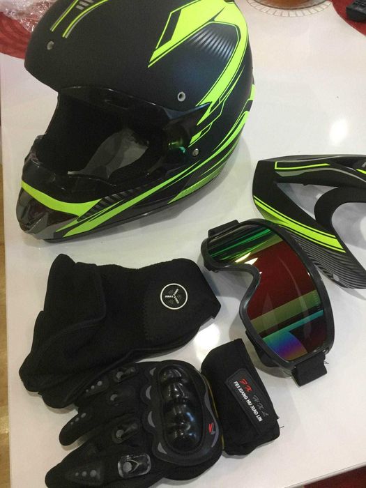 Casca moto/enduro/atv  +Ochelari+Manusi+Cagula