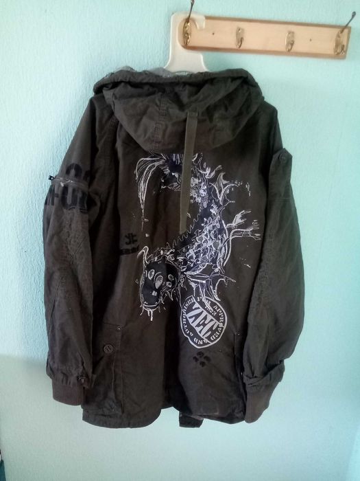 Яке River Island