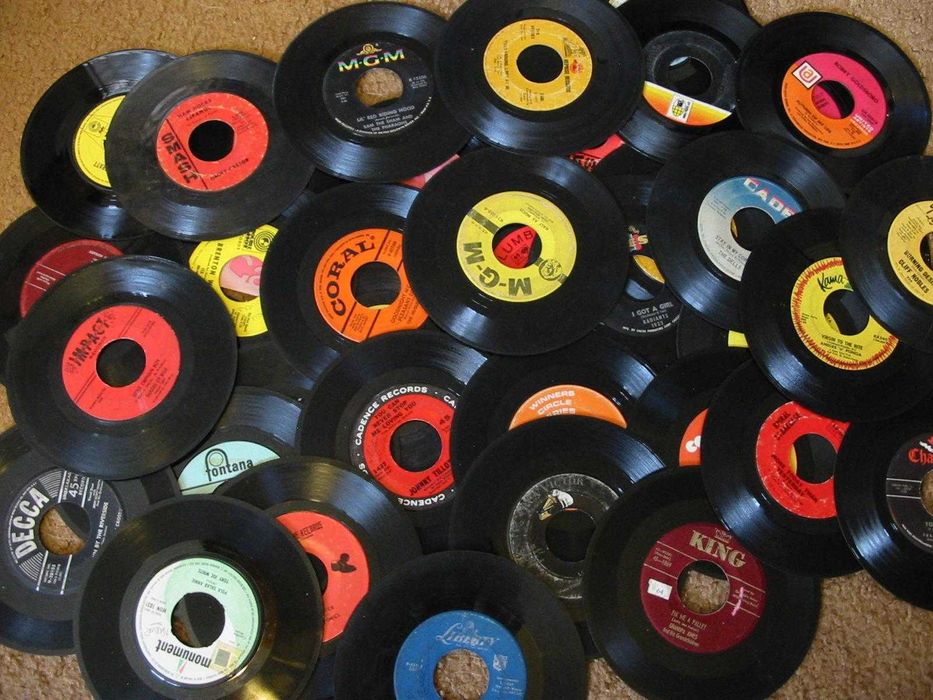 100 x Discuri Vinyl de 12" 10 si 7 si Casete Audio pentru Decoruri Decoratiuni Pereti Disc Caseta Decor Panouri Tapetat