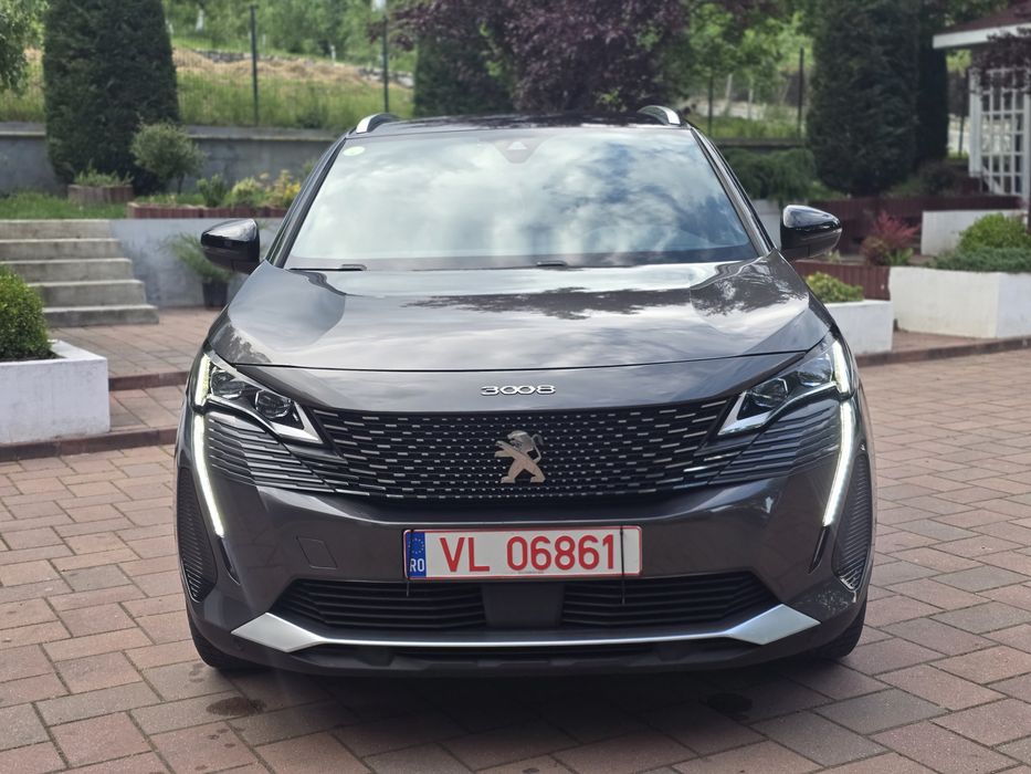 Peugeot 3008 BLUEHDI 130CP EAT8 GT
3008 BLUEHDI 130CH S&S EAT8 GT