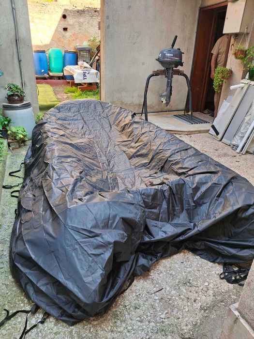 Надуваема лодка с твърдо дъно, двиг. Ямаха четиритактов 4 к.с. и сонар