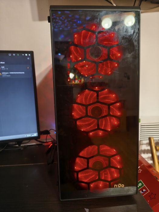 PC gaming Ryzen 7 5700g rtx 5060TI 16gb ddr4 M2 500 hdd 2tb