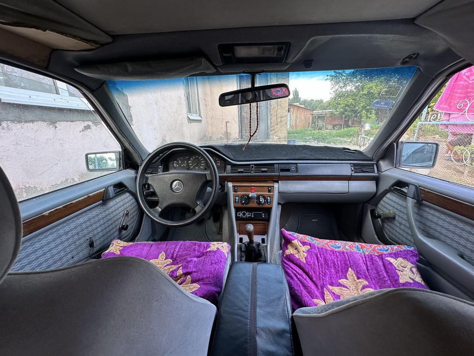 Продам Месредес w124