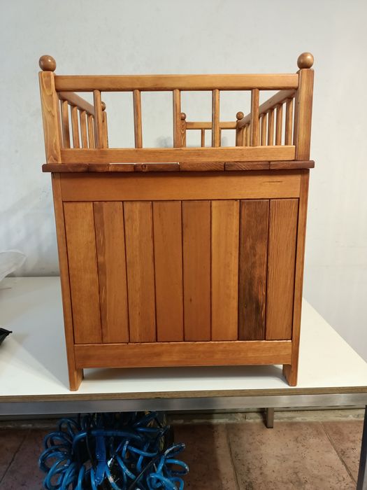 Продам домик для кошек и собак