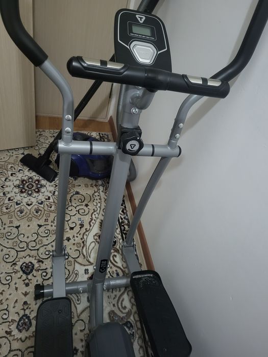 Продается тренажер лыжи