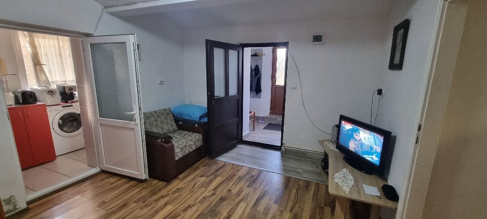 Vând apartament 2 camere cu terasă acoperită, Parter – Câmpia Turzii, Cartier Lut