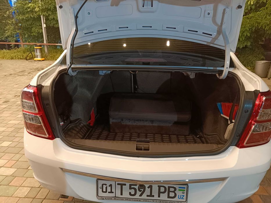 CHEVROLET COBALT LTZ 4-pozitsiya в хорошем состоянии