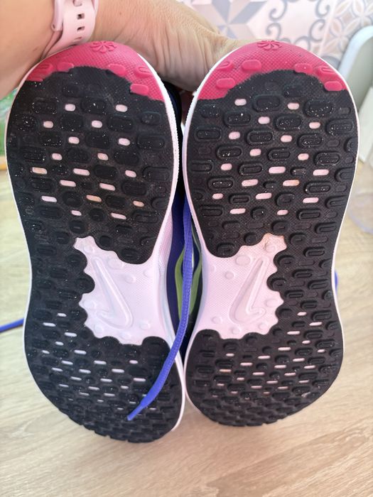 Дамски маратонки nike