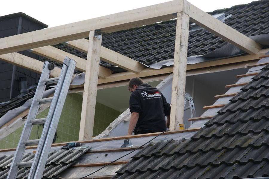 Costruciti Acoperisuri