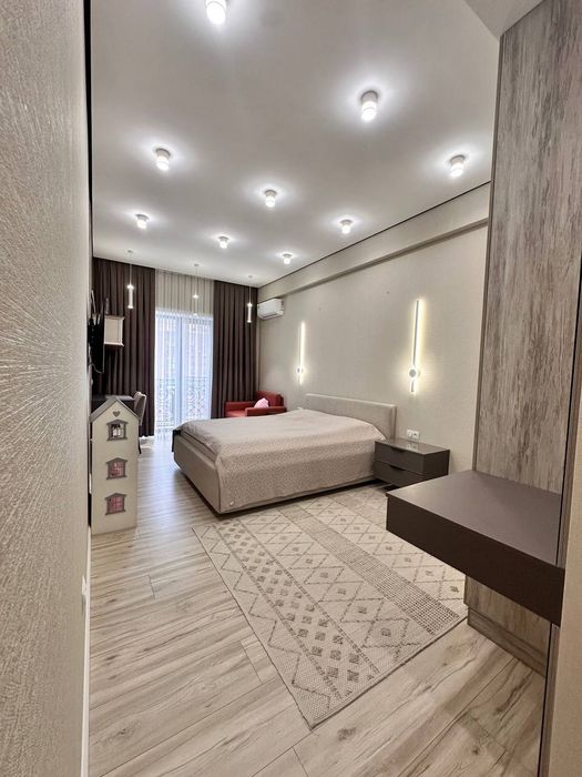 Продам в ЖК Казахстан 3/6/10, 88 кв.м + балкон