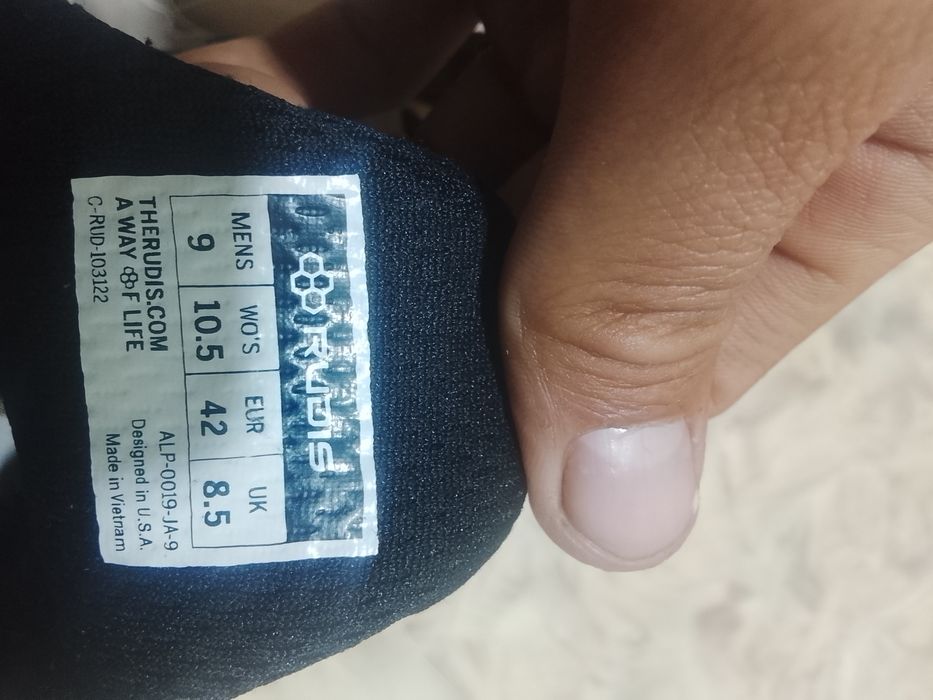 Продам борцовки Rudis