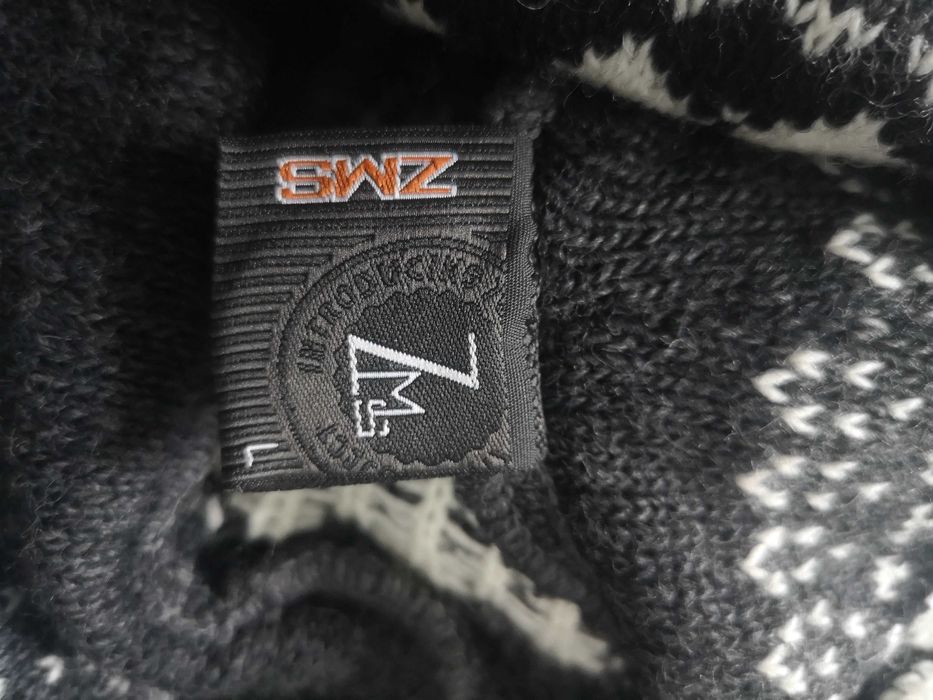 Pulover lung, rochie mini