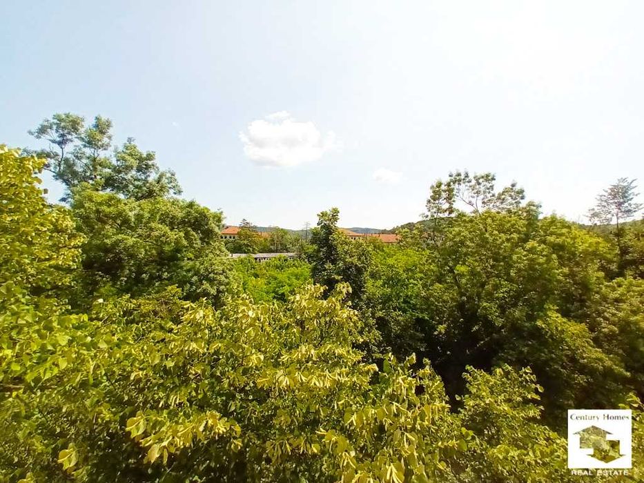 Продава се Тристаен апартамент в Велико Търново, Център - 82 кв.м за 1244 €/кв.м - Снимка #17