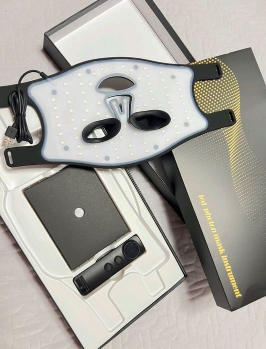 LED фотонна маска за лице.