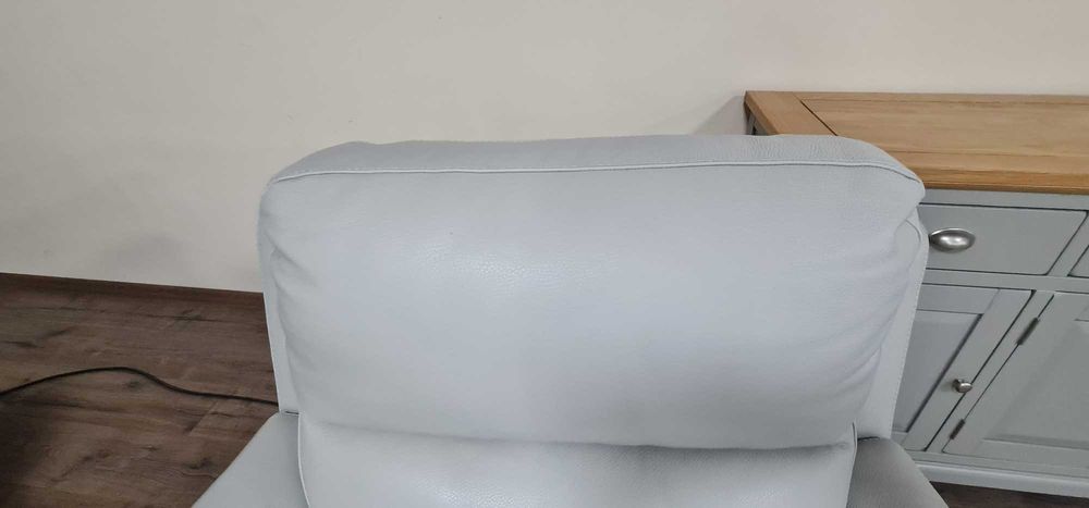 Италиански сив кожен комплект диван тройка и два фотьойл "Moreno"