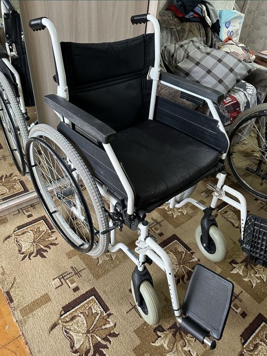 Инвалидной кресло