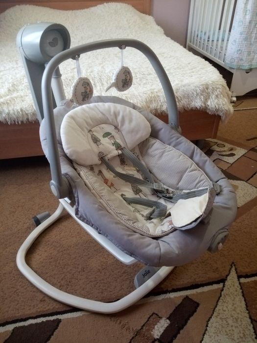 Продам электрокачелю joie