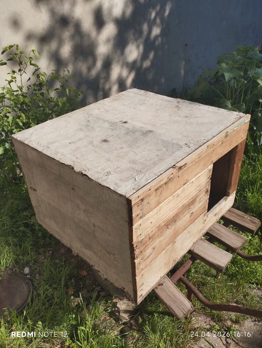 Продам будку для собаки