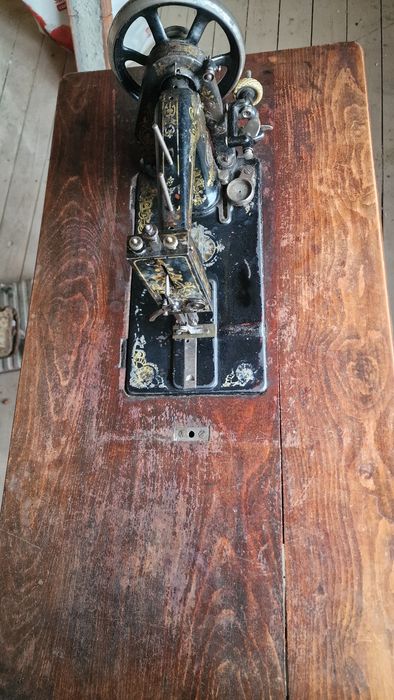 De vânzare mașină de cusut Singer