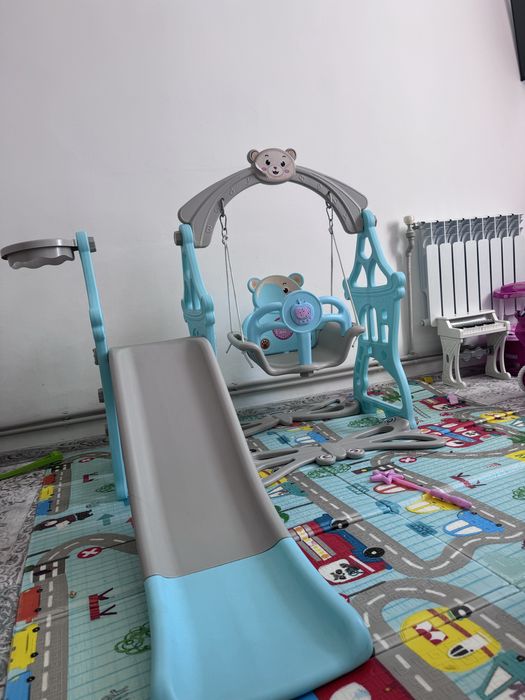 Качеля с горкой