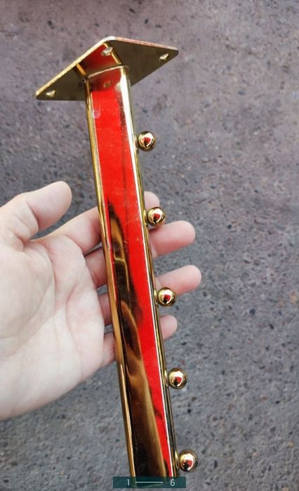 Вешалка настенная