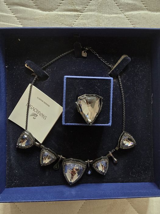 Комплект Swarovski, колие и пръстен