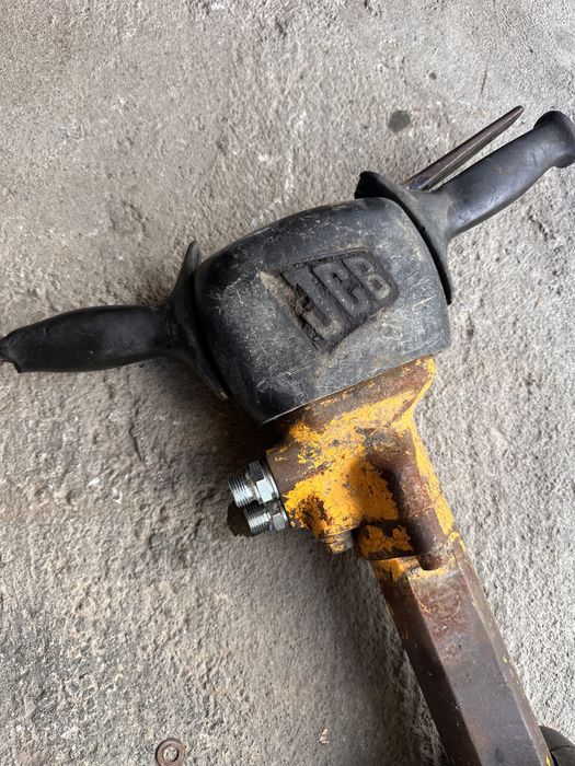 Picamer Hidraulic JCB [se poate atasa la miniexcavator ]
