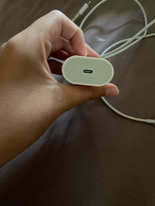 Iphone зарядка продам срочно