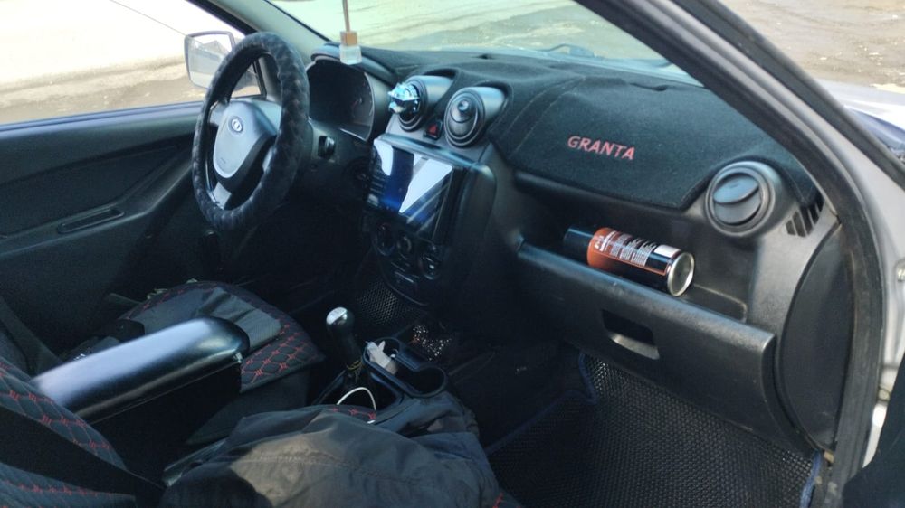 Продам машину гранта