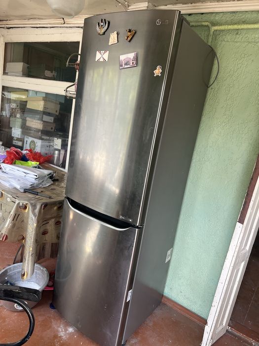 Продам б/у холодилтник
