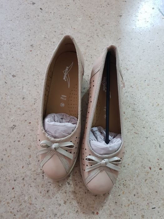 Pantofi piele noi