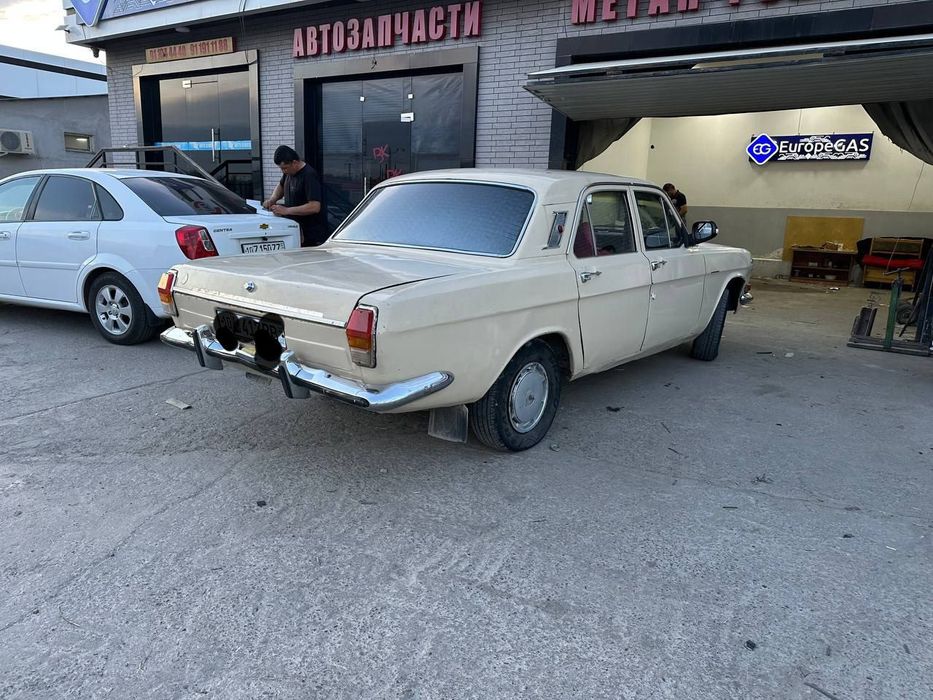 Волга 2401 сотилади